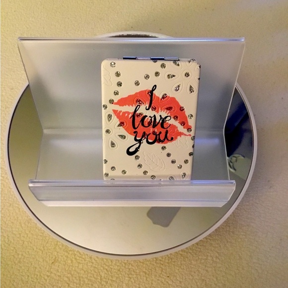 Compact Mirror 2 for $10 - Picture 1 of 5